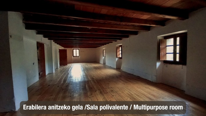 sala-polivalente-2.jpg